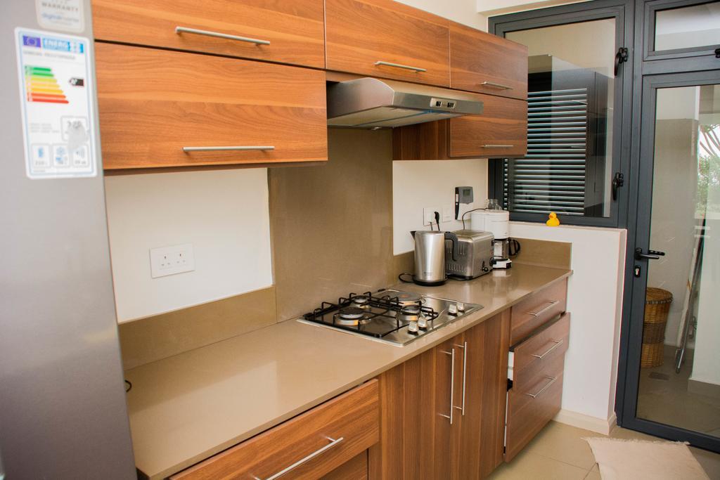Apartment Azuri Roches Noires Exterior photo