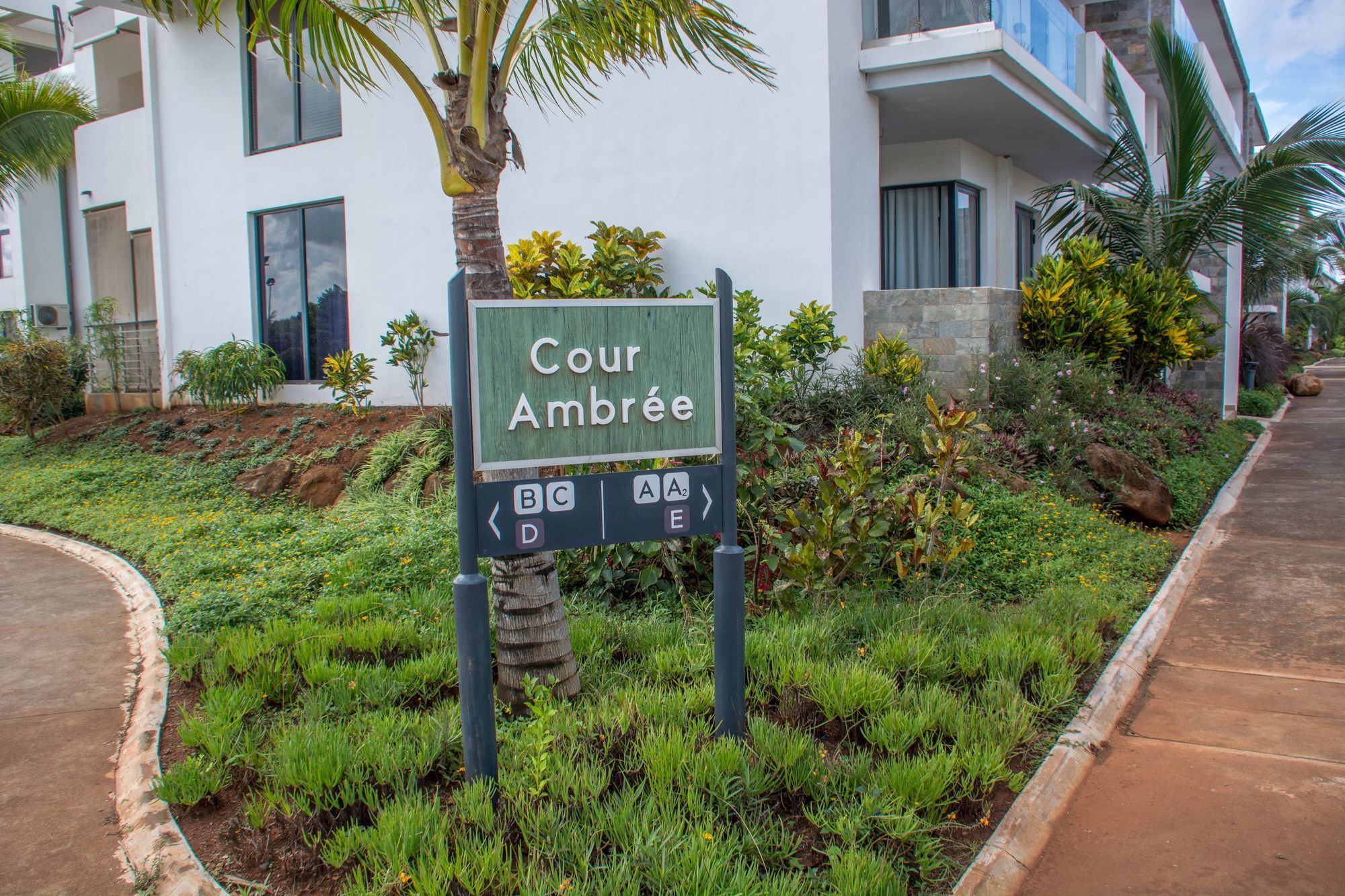 Apartment Azuri Roches Noires Exterior photo