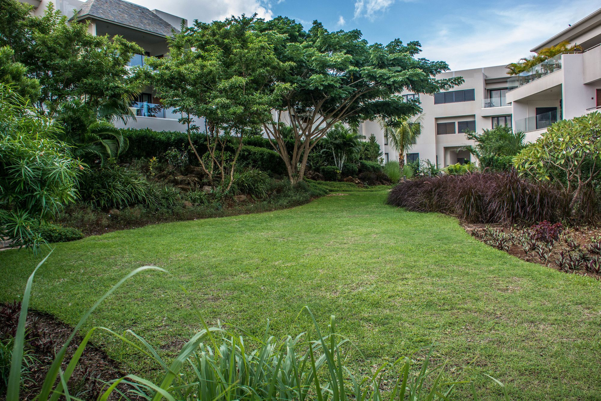 Apartment Azuri Roches Noires Exterior photo